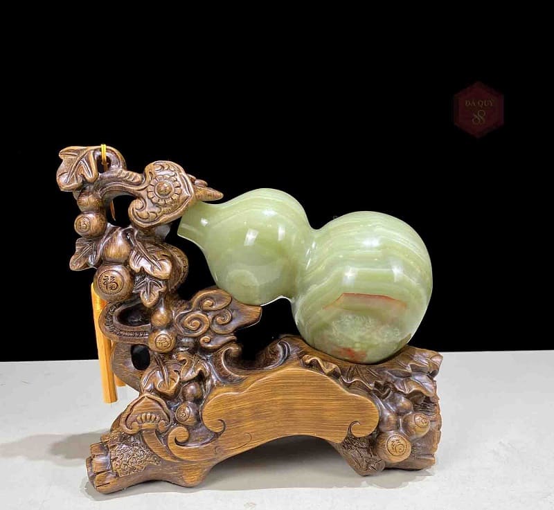 Bình hồ lô bằng ngọc giúp hóa giải hung khí, mang đến may mắn