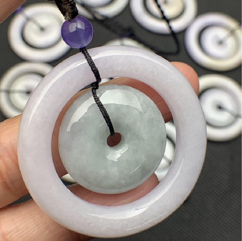 Chia sẻ tiêu chí chọn ngọc phù hợp cho người sống tối giản