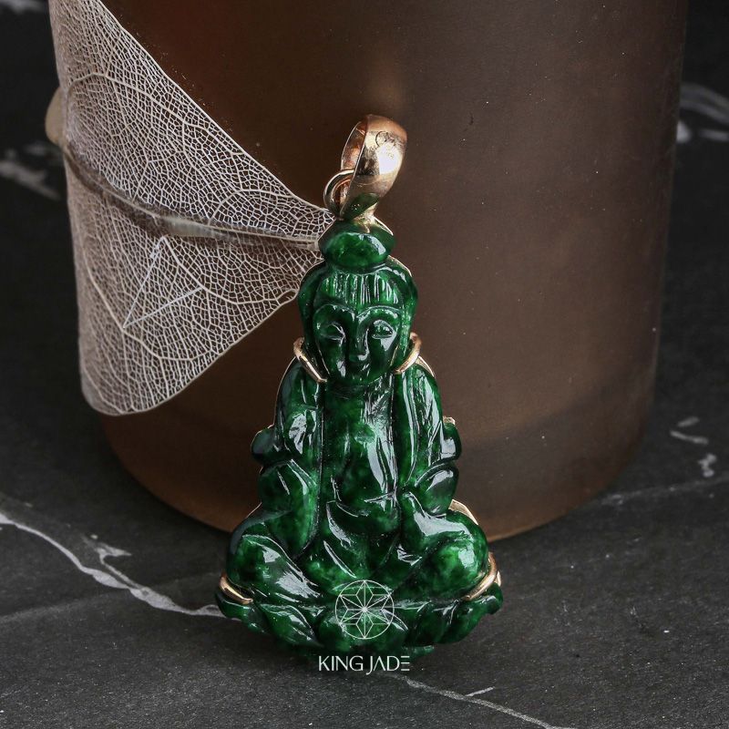 Phật Bà Quan Âm vật phẩm biểu tượng sự bình an